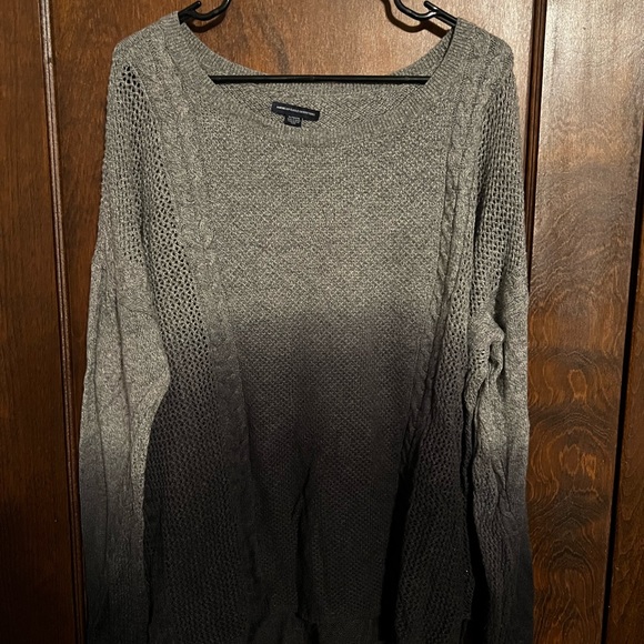 American Eagle Sweater - Picture 1 of 4